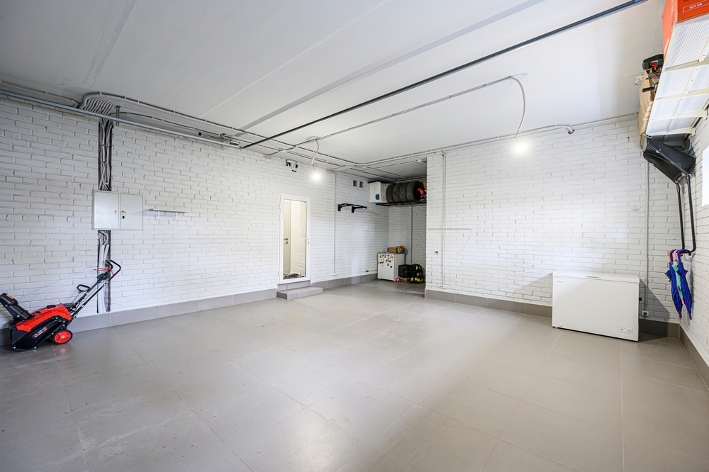 shutterstock 2648554107